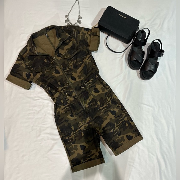 American Bazi Pants - Camouflage romper